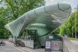 bergbahn station congress